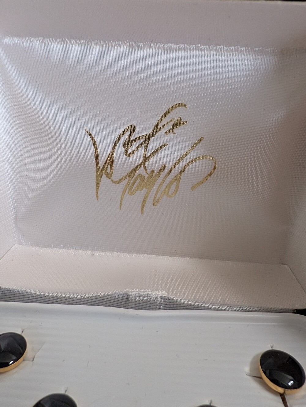 Vintage Lord & Taylor Gold Tone Black Onyx Style Cufflink and Stud Set Boxed - Picture 3 of 4